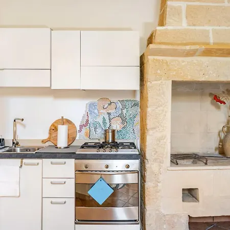 Corte Dei Memoli Di Margiotta Giuseppina Alojamento de Acomodação e Pequeno-almoço Lecce
