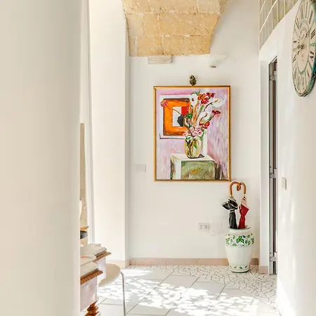 Alojamento de Acomodação e Pequeno-almoço Corte Dei Memoli Di Margiotta Giuseppina Lecce