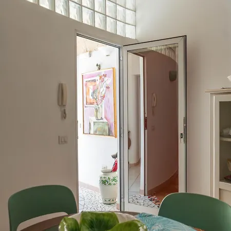 Corte Dei Memoli Di Margiotta Giuseppina Panzió 3*