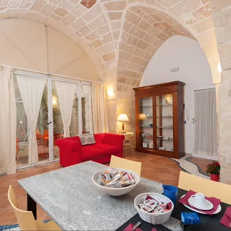 Corte Dei Memoli Di Margiotta Giuseppina Alojamento de Acomodação e Pequeno-almoço Lecce