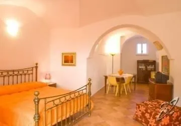 Alojamento de Acomodação e Pequeno-almoço Corte Dei Memoli Di Margiotta Giuseppina Lecce
